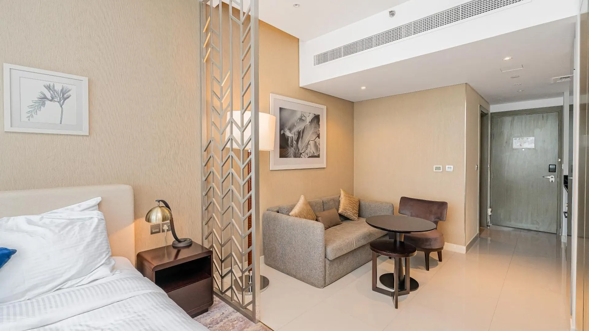 Escape 24 Modern Studio At Damac Maison Prive In Heart Of Business Bay Dubai Daire